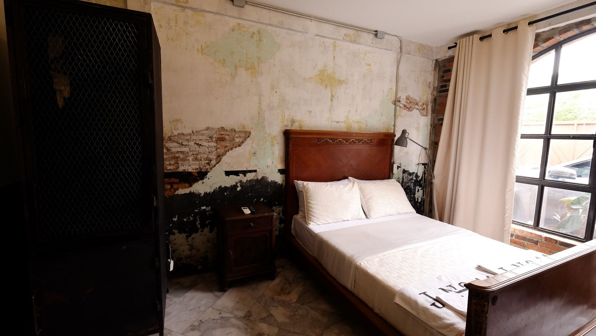 J No.14 Bed and Breakfast Bangkok Buitenkant foto