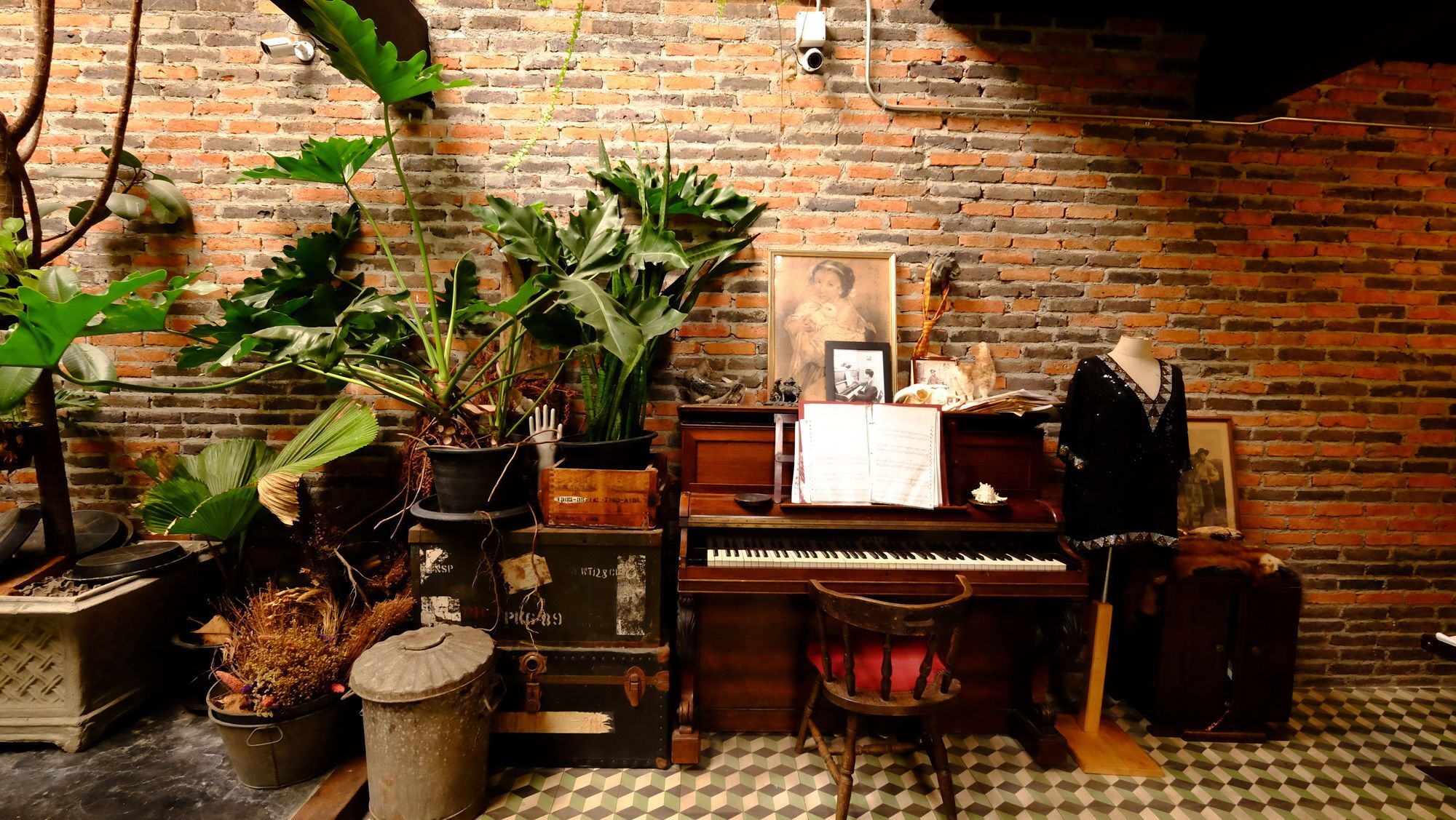 J No.14 Bed and Breakfast Bangkok Buitenkant foto