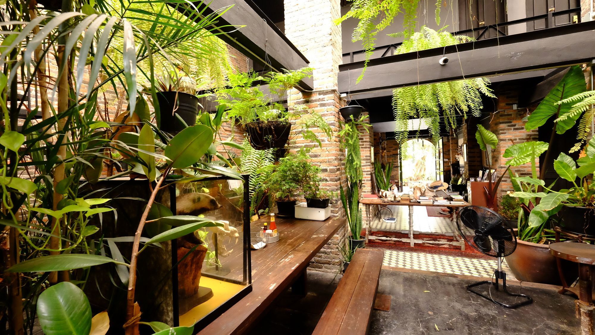 J No.14 Bed and Breakfast Bangkok Buitenkant foto