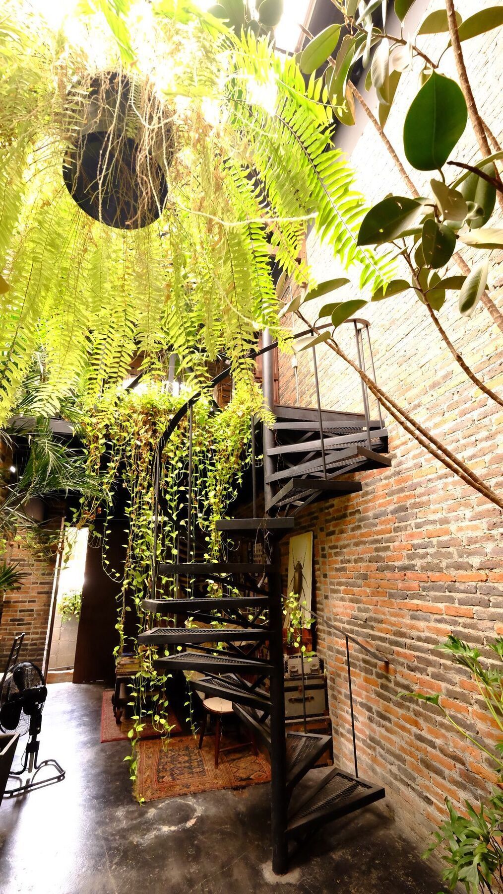 J No.14 Bed and Breakfast Bangkok Buitenkant foto
